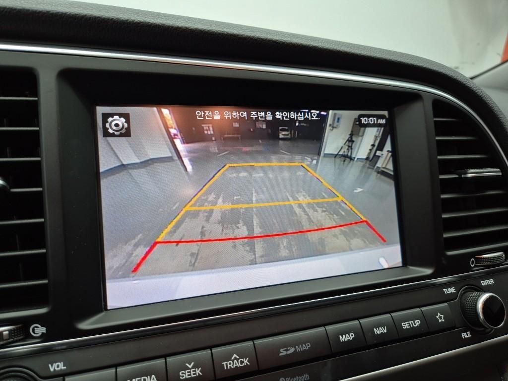 HYUNDAI Avante 2018 Blanco - Importación desde Corea - HF Imports Iquique - Foto 14