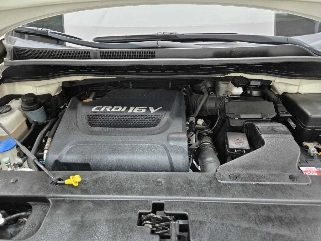 KIA Carnival - Vista 5