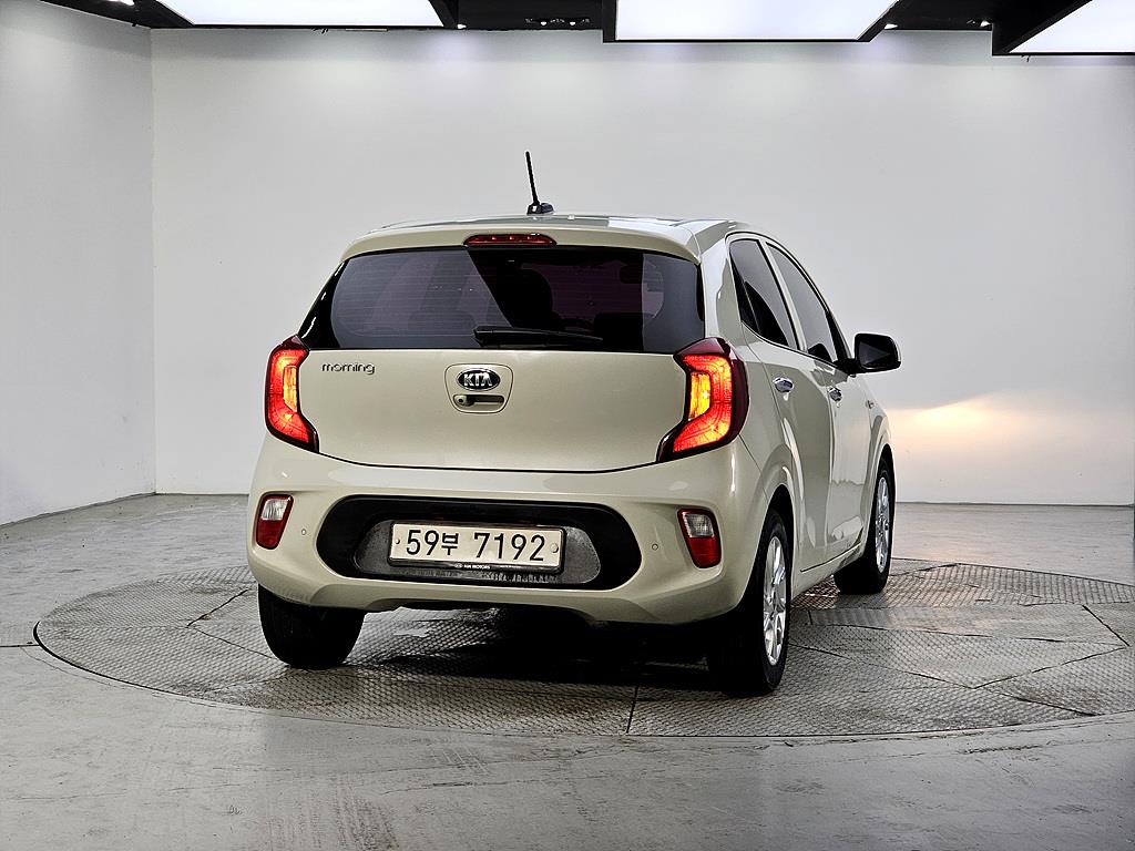 KIA Morning - Vista 3