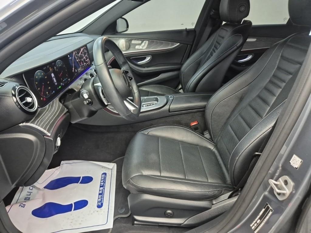 Mercedes Benz E class - Vista 11