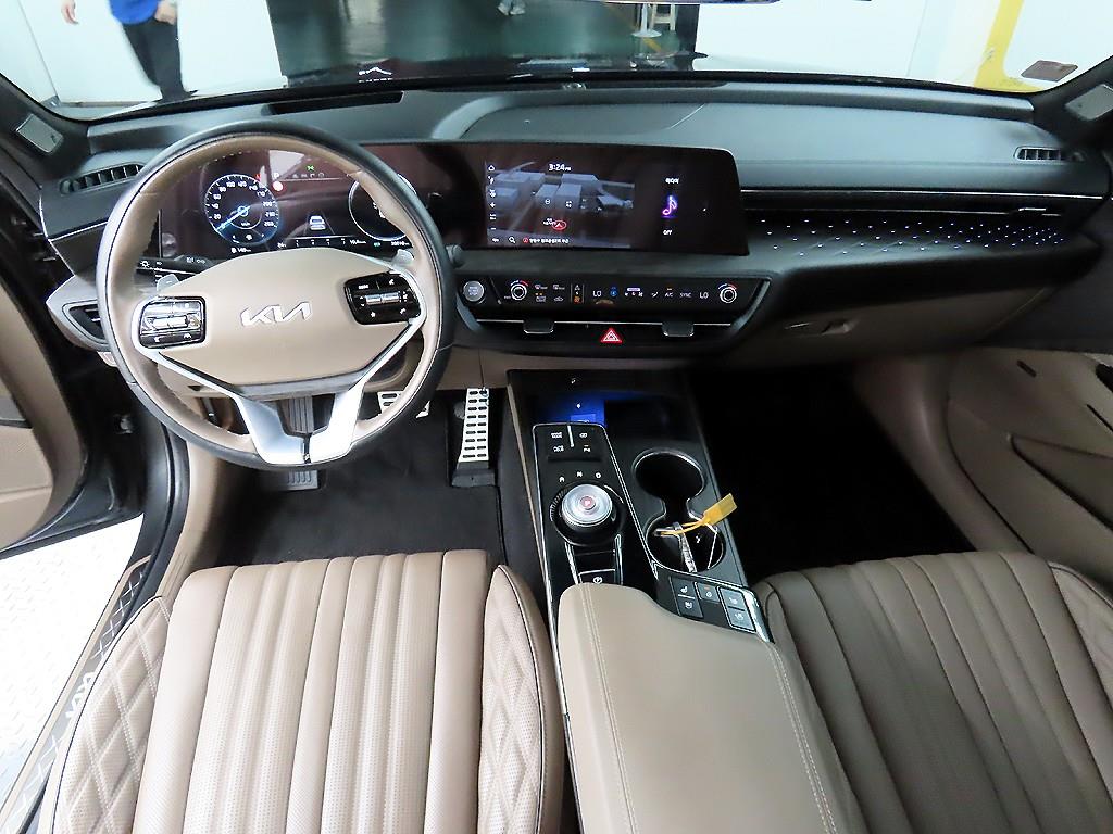 KIA K8 - Vista 7