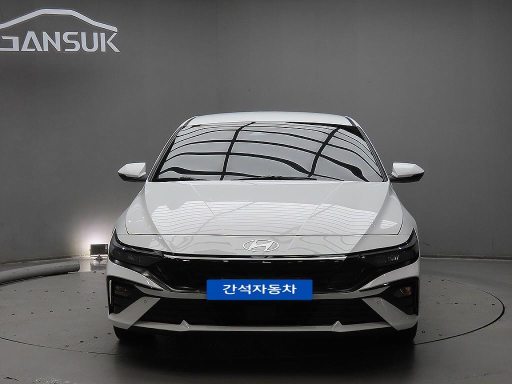 HYUNDAI Avante 2025 Blanco - Importación desde Corea - HF Imports Iquique - Foto 1
