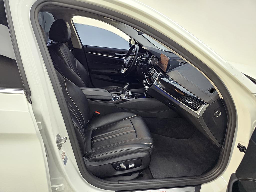 BMW 5 Series - Vista 11