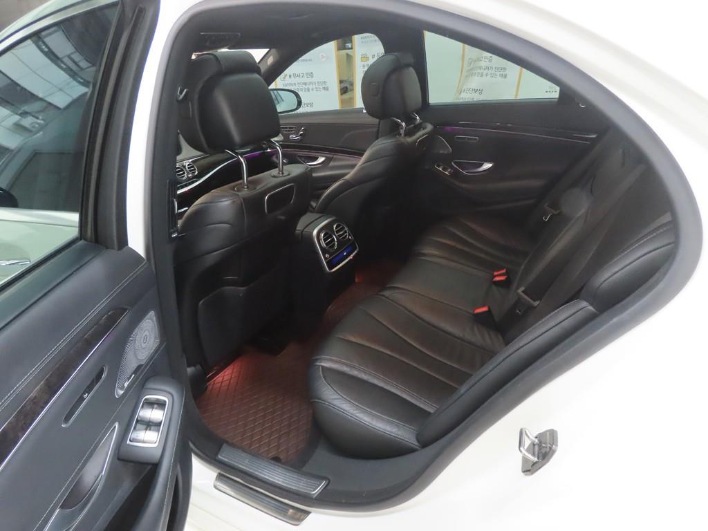 Mercedes Benz S Class - Vista 6