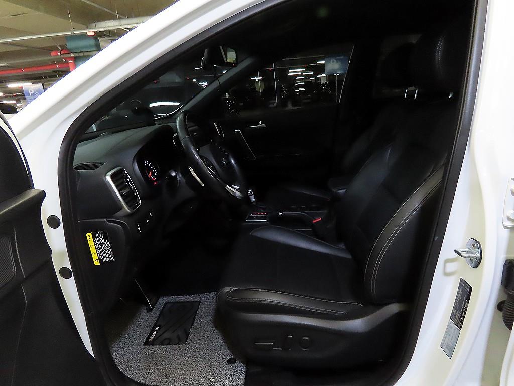 KIA Sportage - Vista 6