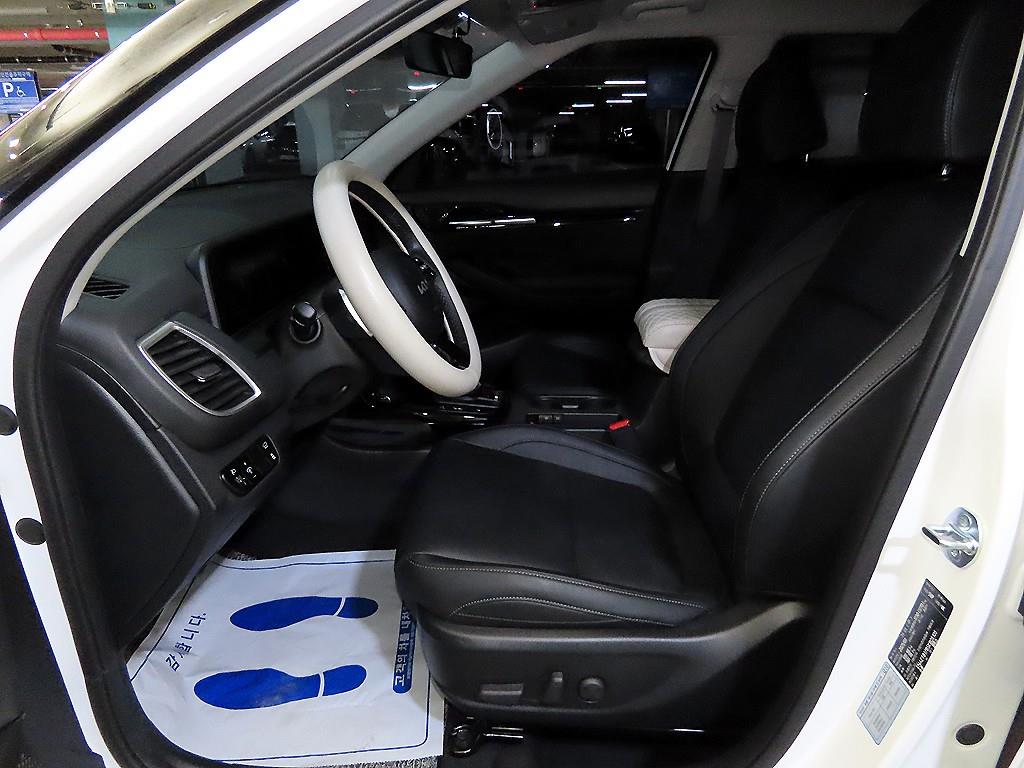 KIA Seltos - Vista 6