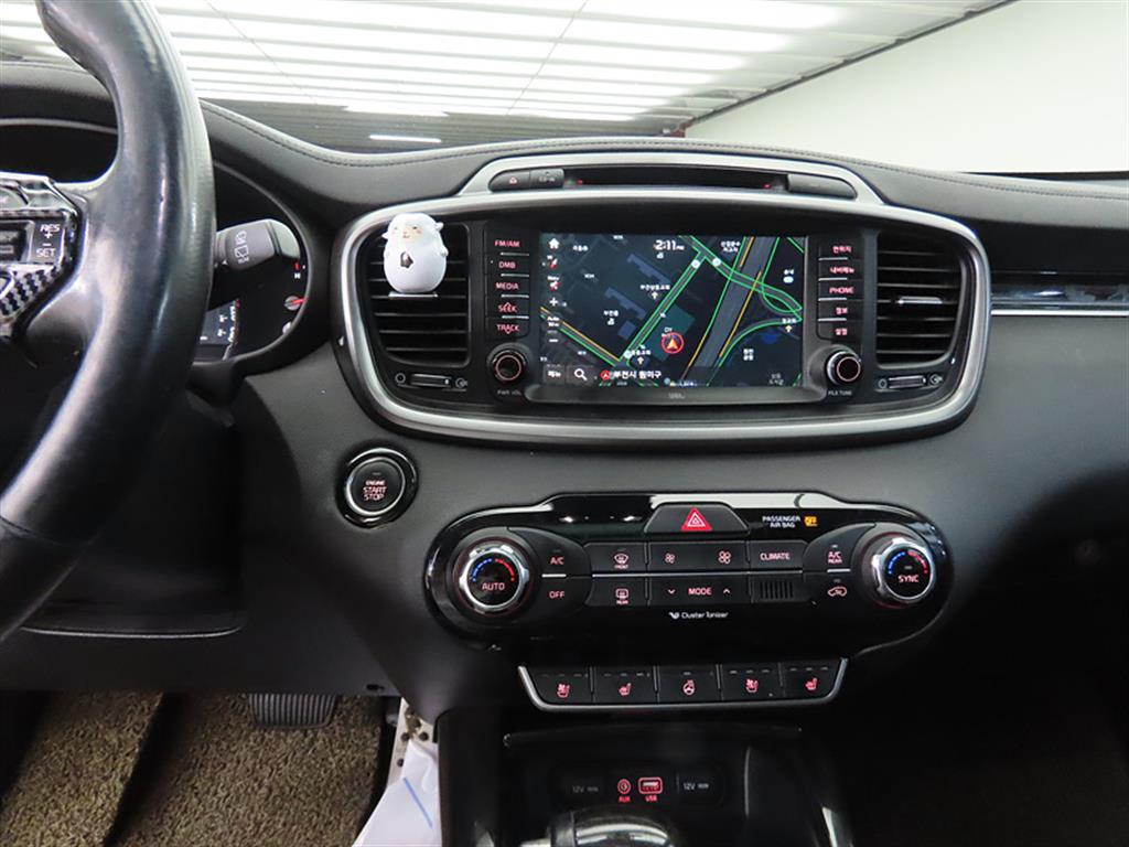 KIA Sorento - Vista 12