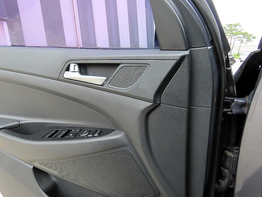 HYUNDAI Tucson - Vista 11