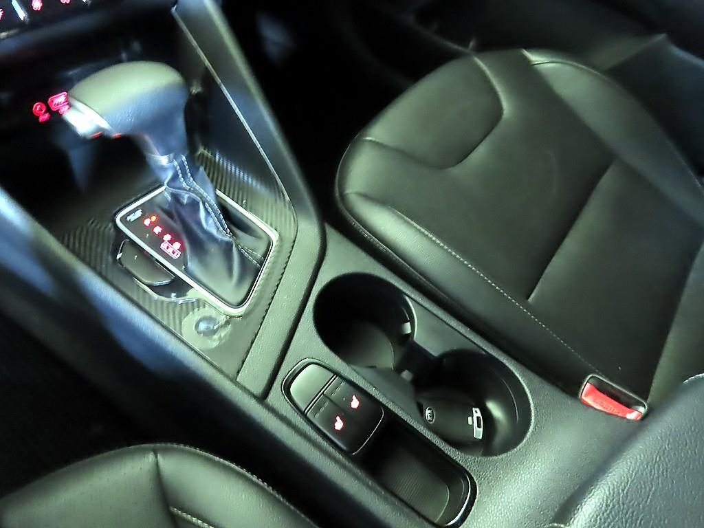KIA Niro - Vista 12