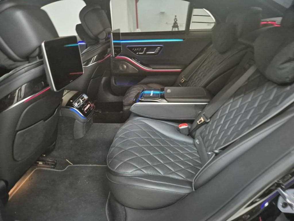 Mercedes Benz S Class - Vista 12