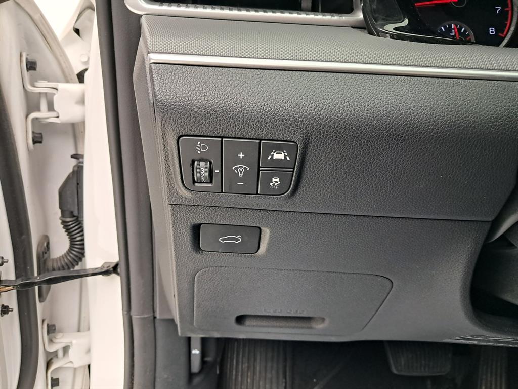 KIA K5 2023 Blanco - Importación desde Corea - HF Imports Iquique - Foto 13
