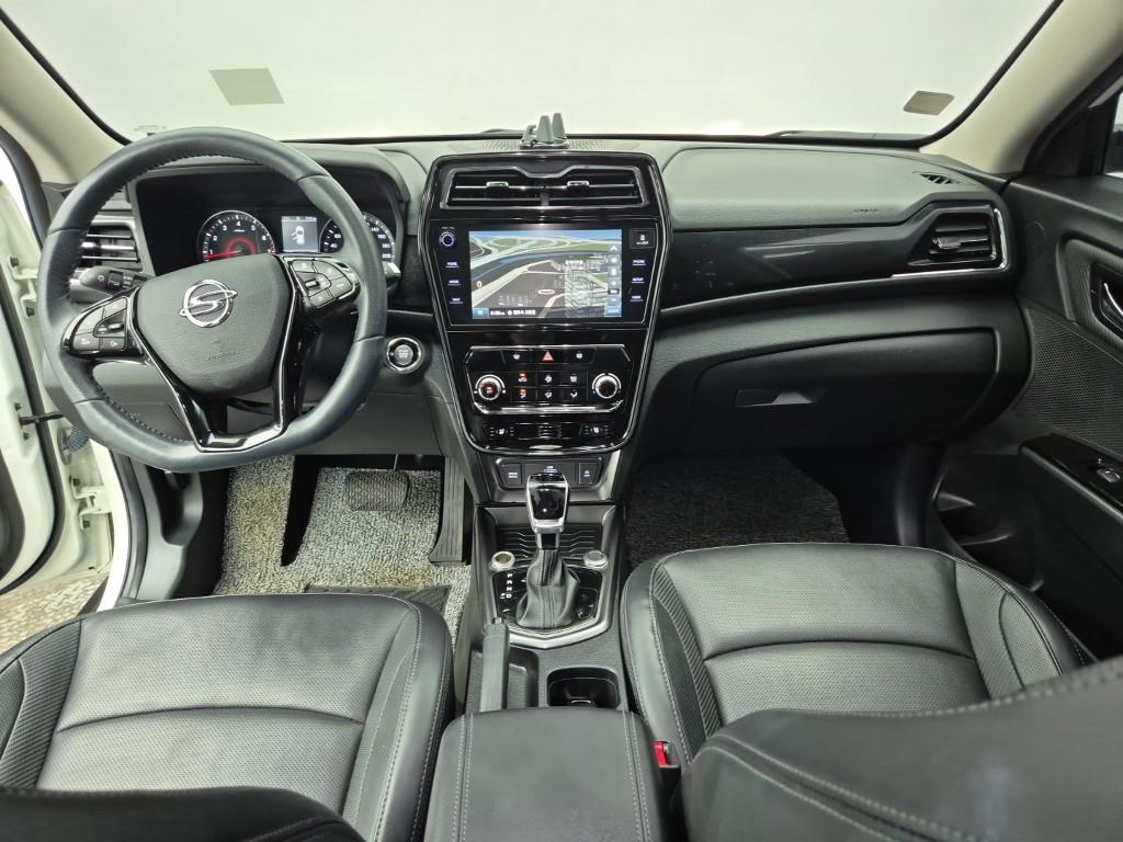Ssangyong Tivoli - Vista 5