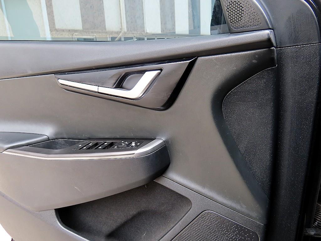 KIA EV6 - Vista 11