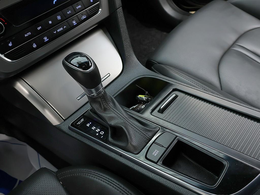 HYUNDAI Sonata 2017 Negro - Importación desde Corea - HF Imports Iquique - Foto 10
