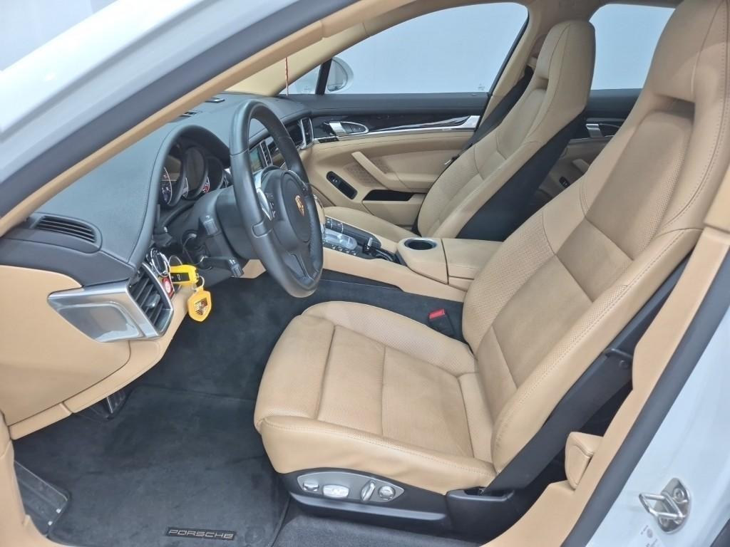 Porsche Panamera - Vista 11