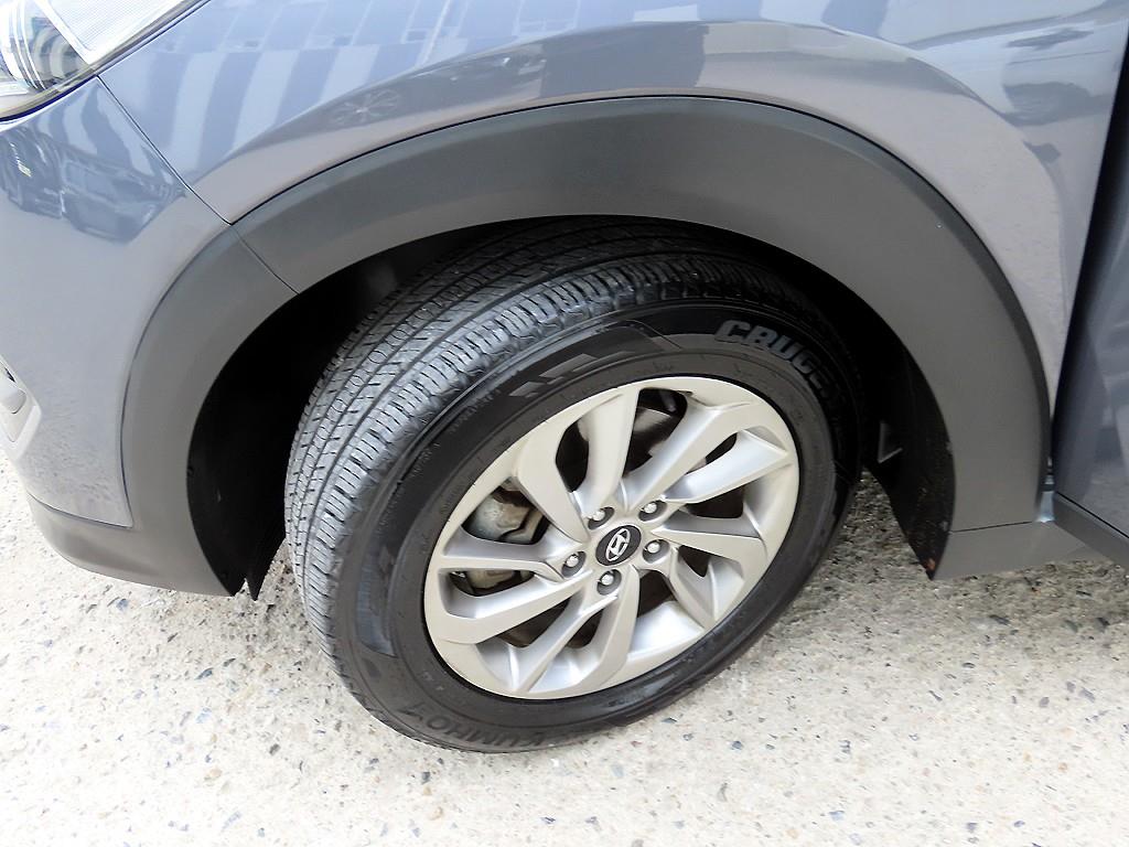 HYUNDAI Tucson 2017 Gris - Importación desde Corea - HF Imports Iquique - Foto 19