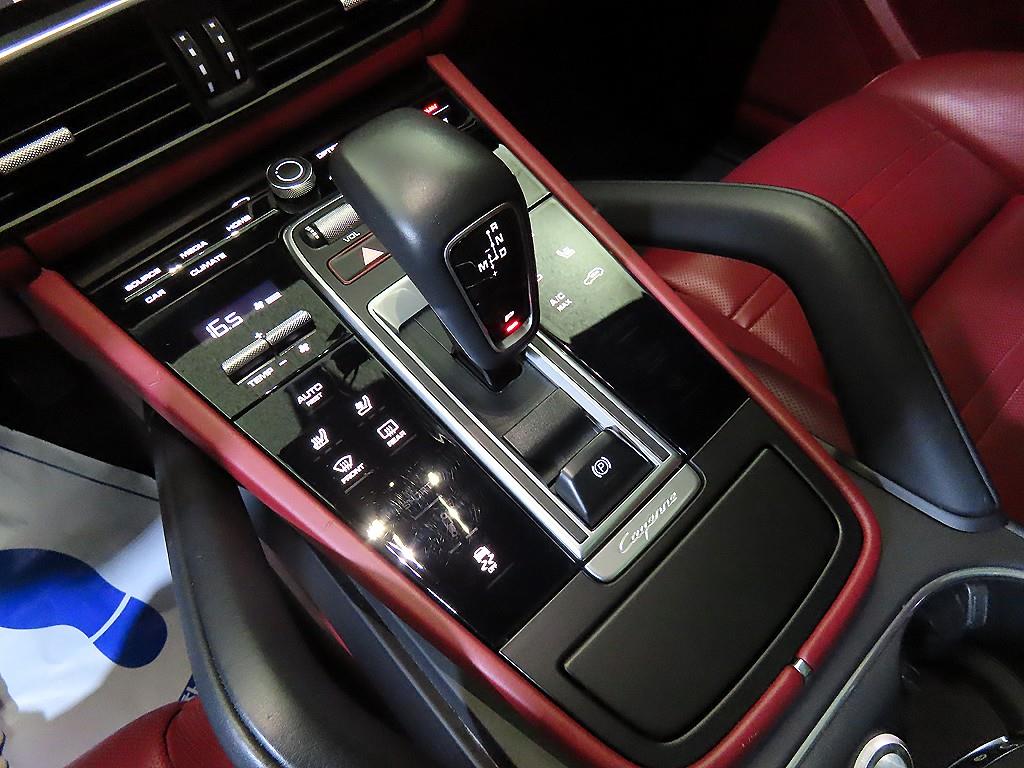 Porsche Cayenne - Vista 12