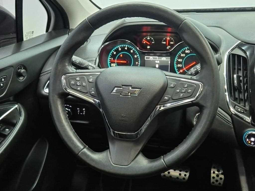 Chevrolet Cruise - Vista 9