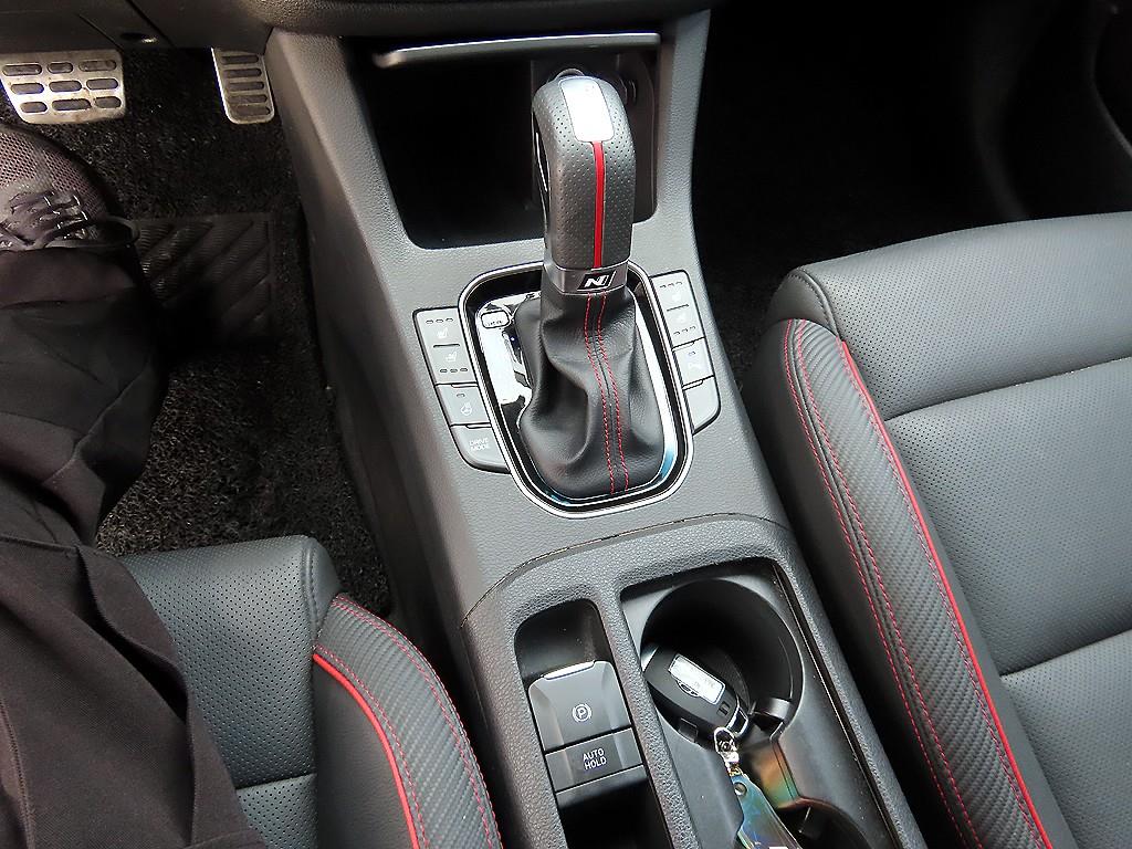HYUNDAI i30 - Vista 10