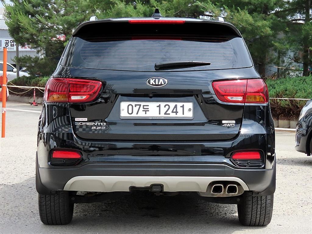 KIA Sorento - Vista 4