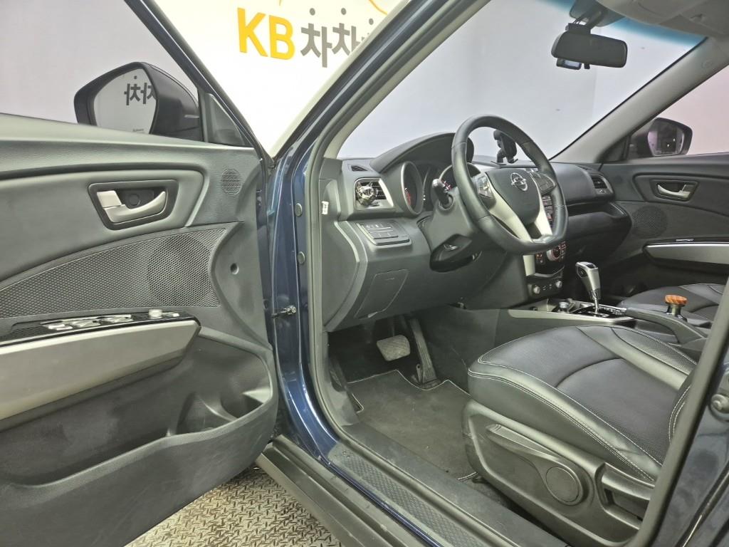 Ssangyong Tivoli 2018 Azul - Importación desde Corea - HF Imports Iquique - Foto 15