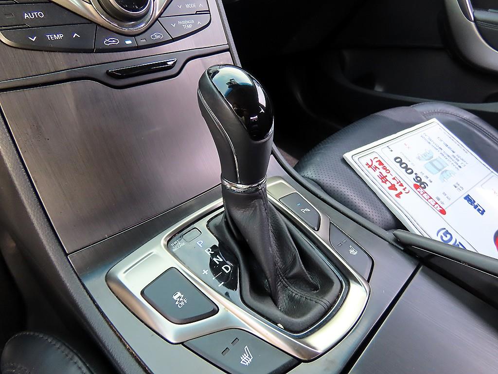 HYUNDAI Grandeur - Vista 11