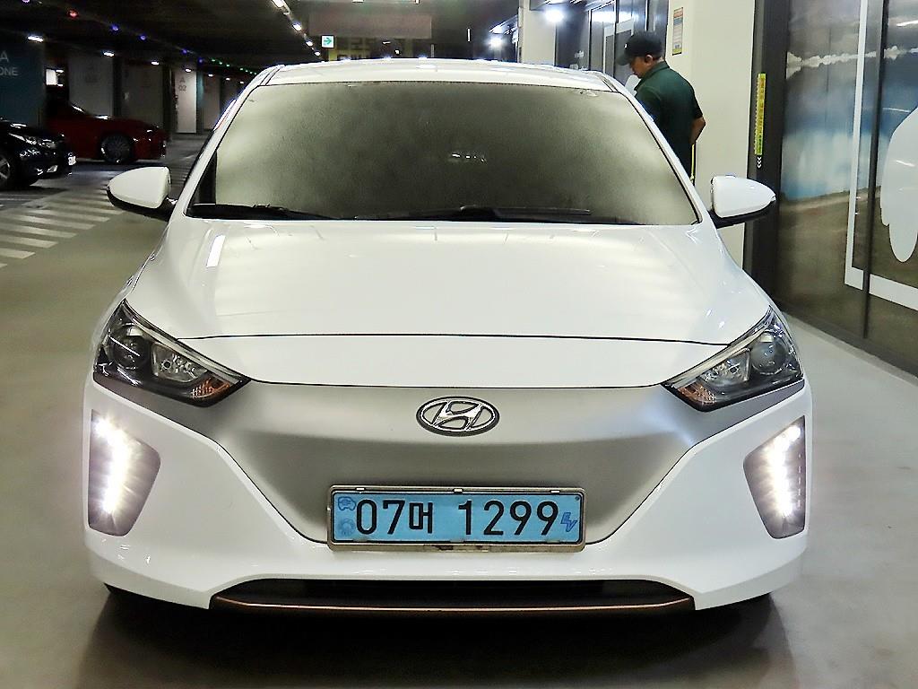 HYUNDAI Ioniq 2018 Blanco - Importación desde Corea - HF Imports Iquique - Foto 1