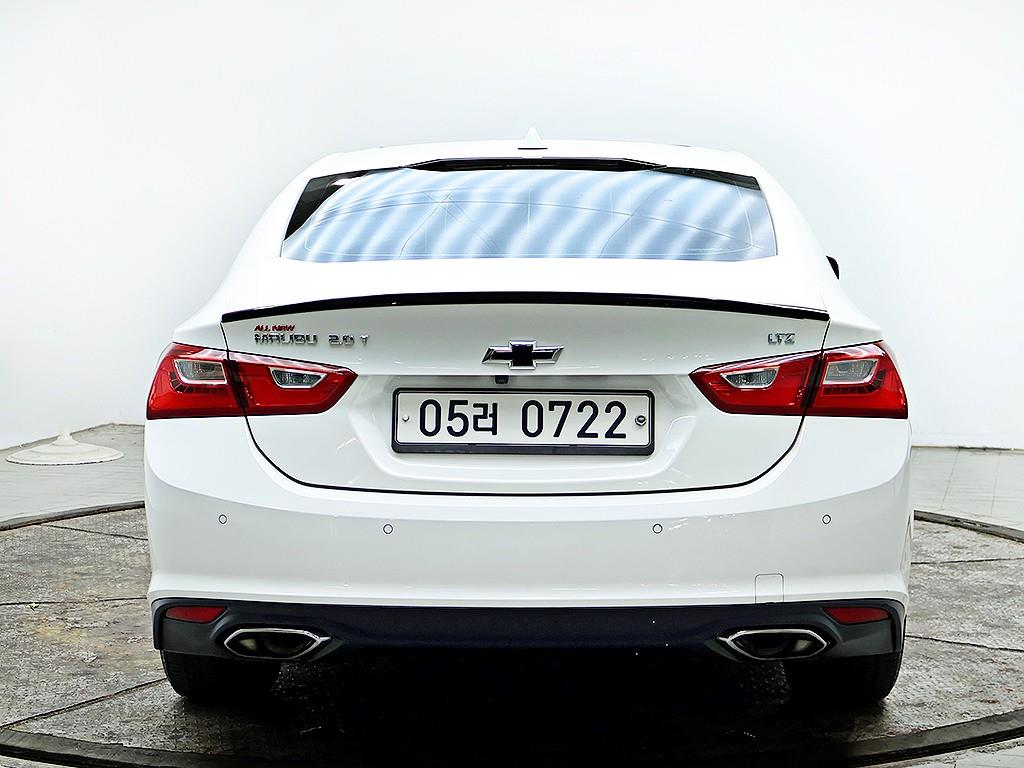 Chevrolet Malibu - Vista 5