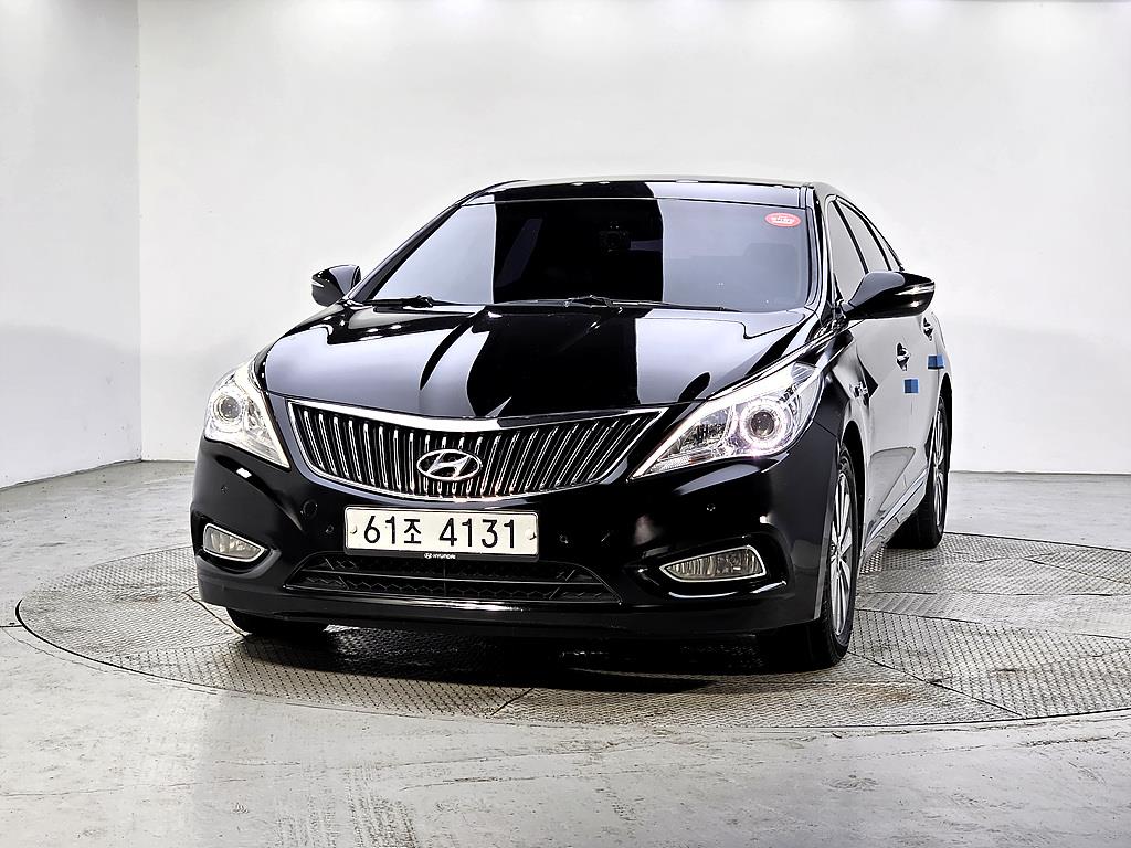 HYUNDAI Grandeur - Vista 2