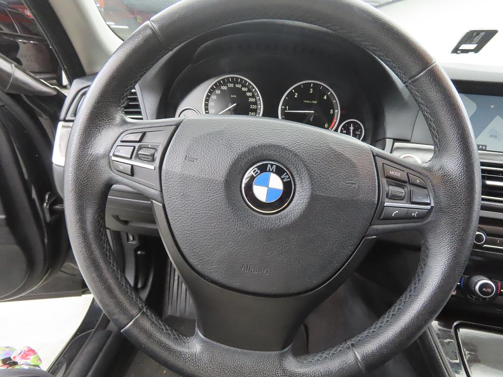 BMW 5 Series - Vista 8