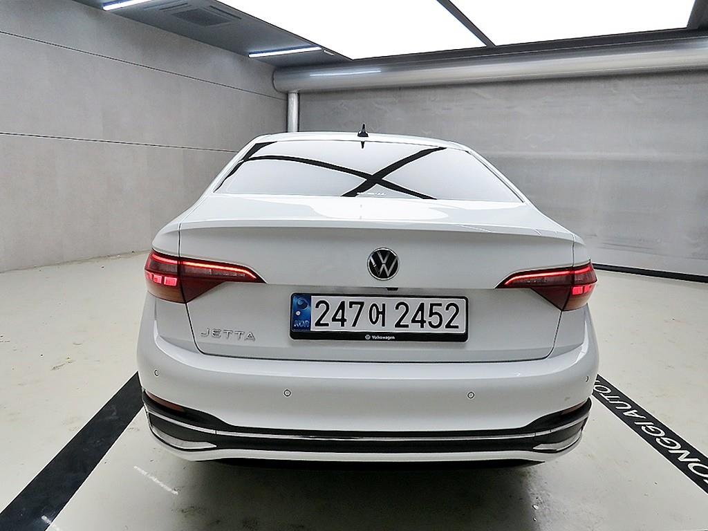 Volkswagen Jetta - Vista 3
