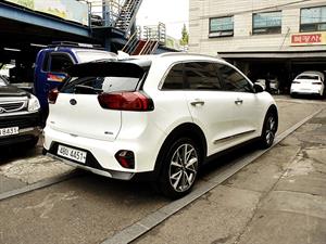 KIA Niro - Vista 8