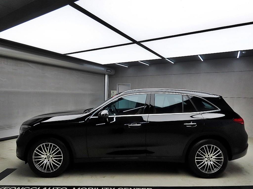 Mercedes Benz GLC Class - Vista 4