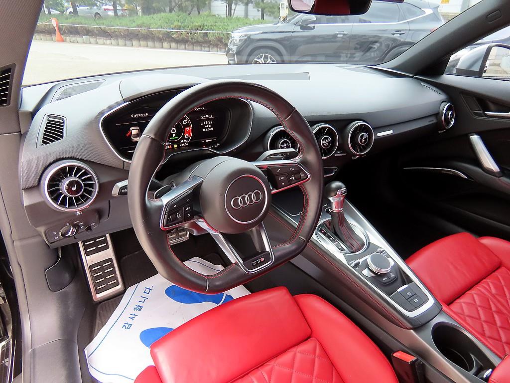 Audi TTS - Vista 7