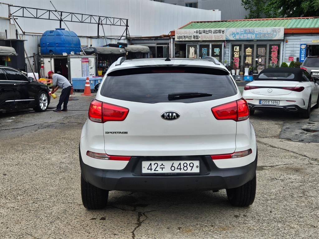 KIA Sportage - Vista 4