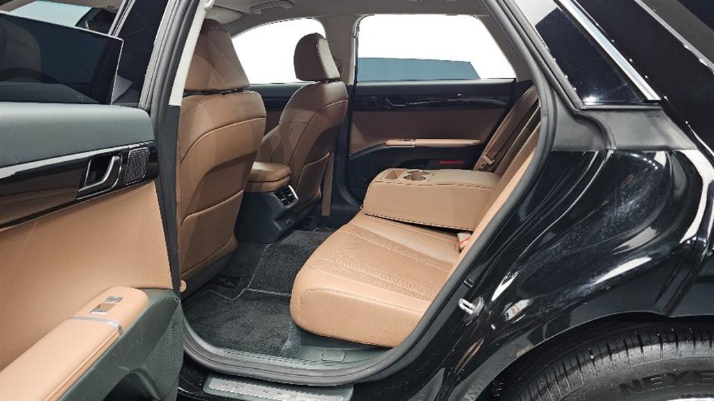HYUNDAI Grandeur - Vista 11