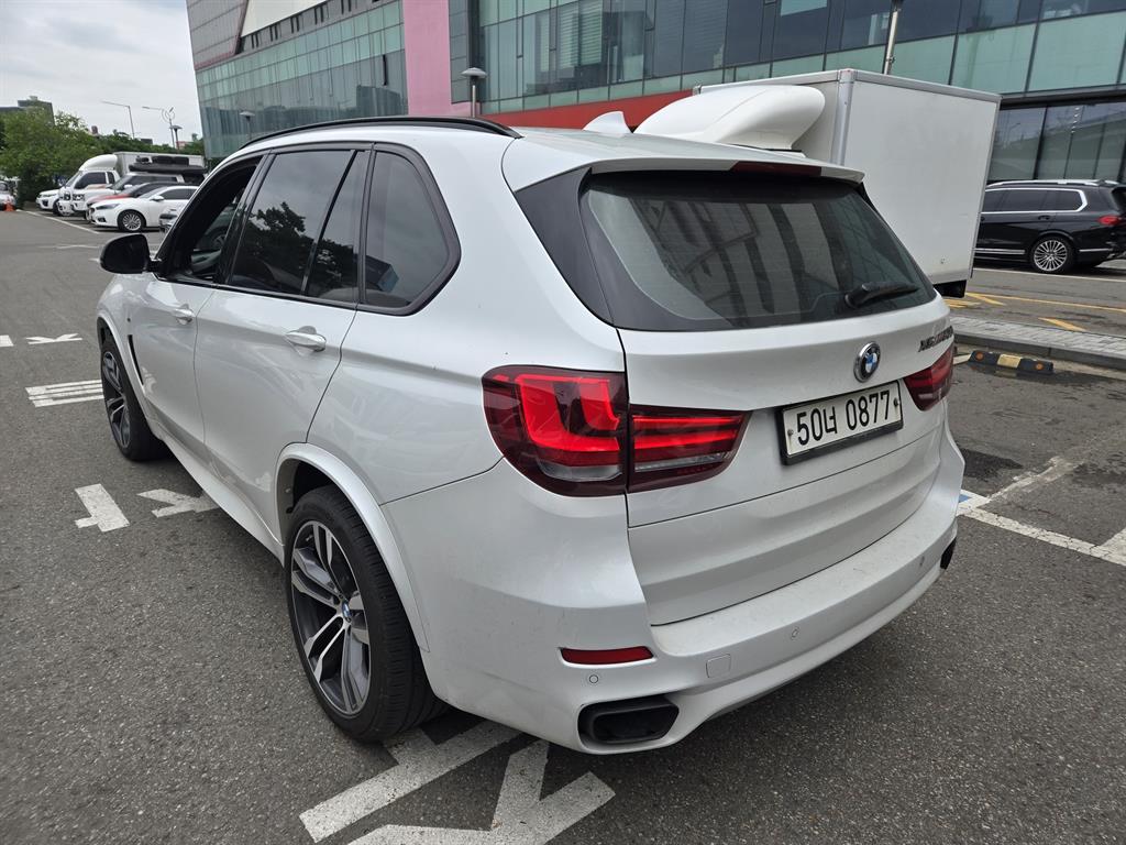 BMW X5 - Vista 6
