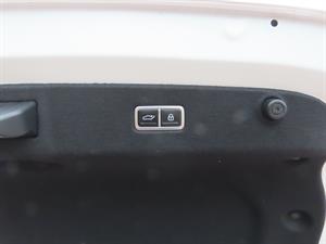 HYUNDAI Ioniq 6 - Vista 10