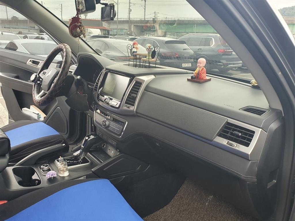 Ssangyong Rexton - Vista 7