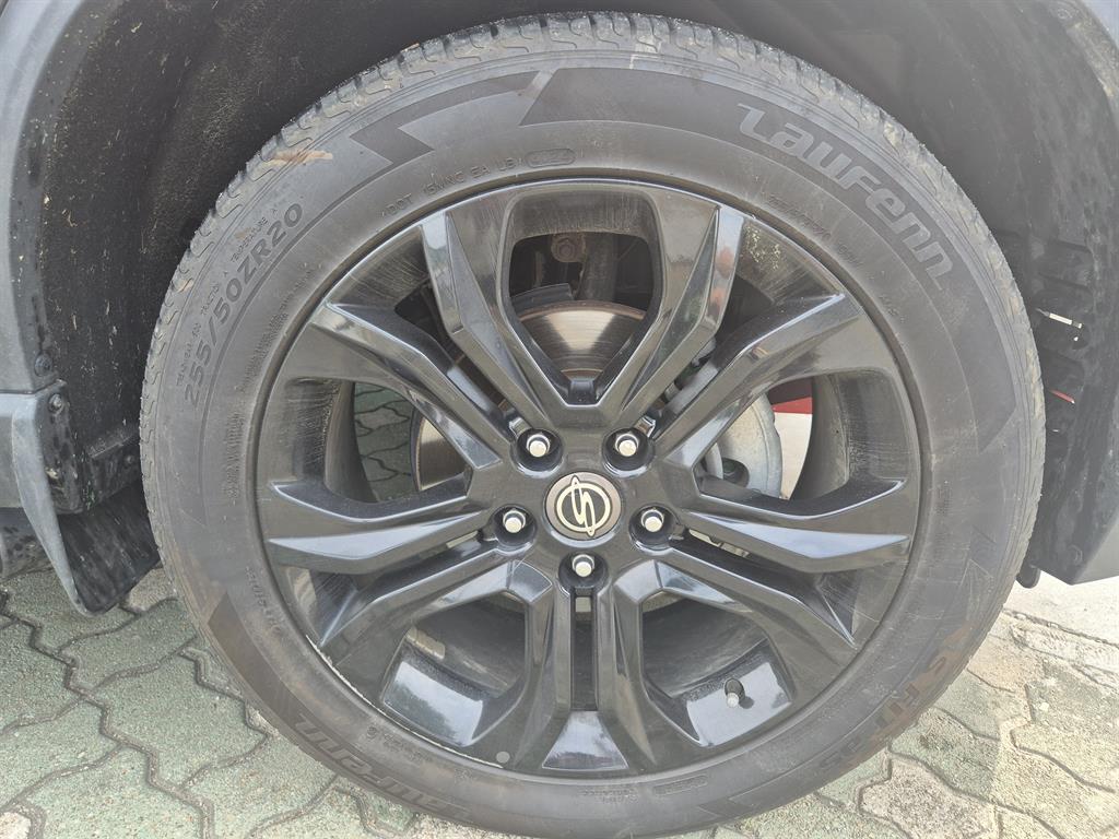 Ssangyong Rexton - Vista 7