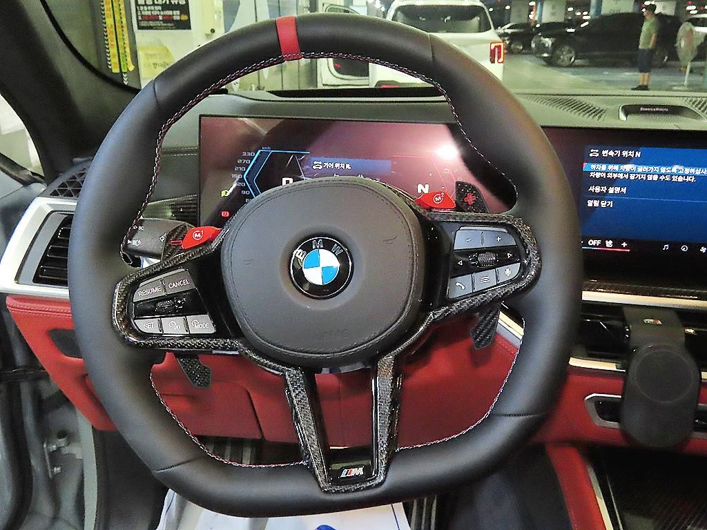 BMW X6M - Vista 8