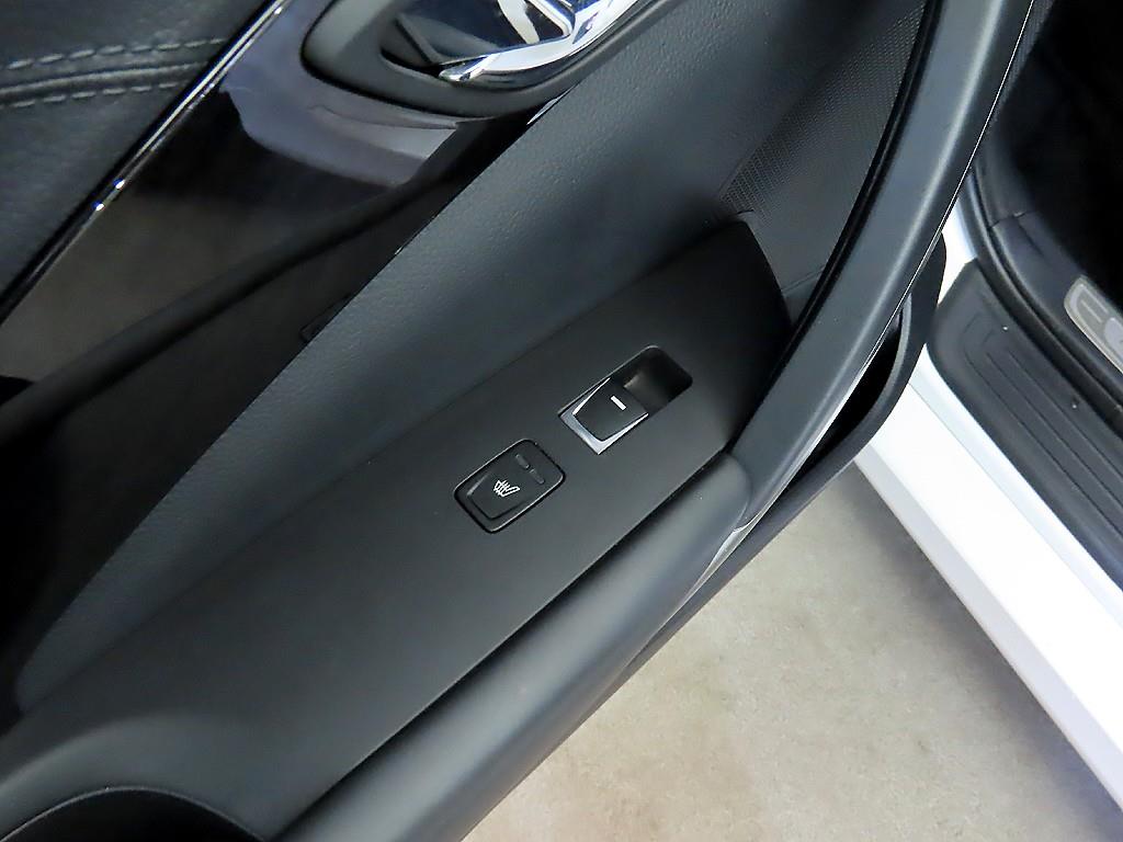 HYUNDAI Grandeur 2016 Blanco - Importación desde Corea - HF Imports Iquique - Foto 17