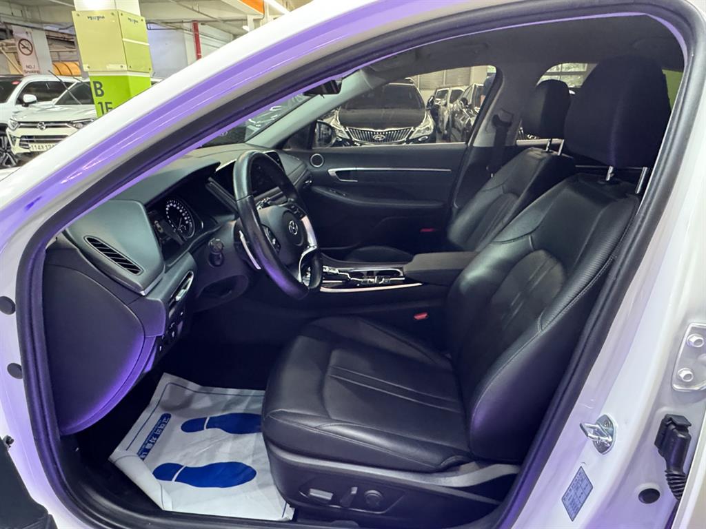 HYUNDAI Sonata - Vista 7