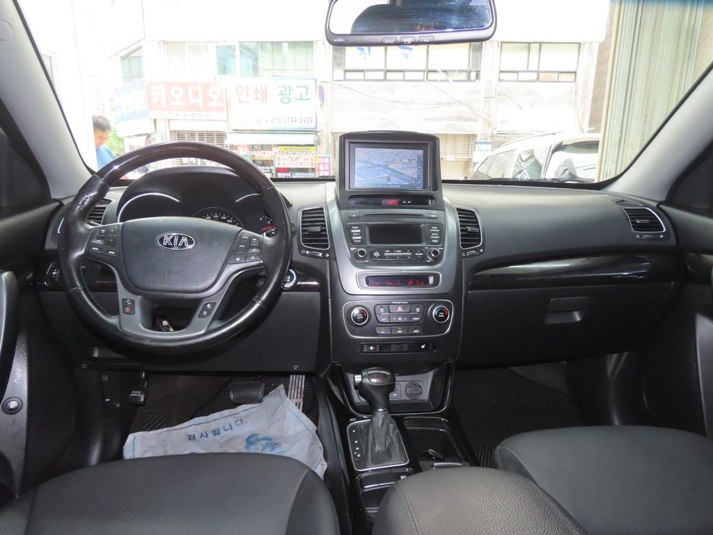 KIA Sorento - Vista 7
