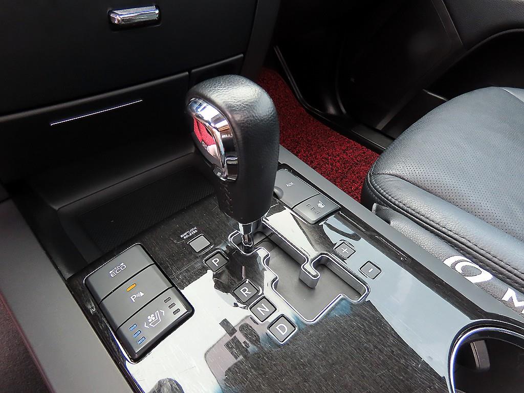 KIA Mohave - Vista 11