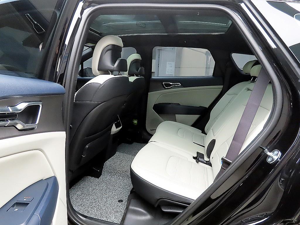 KIA Sportage - Vista 6