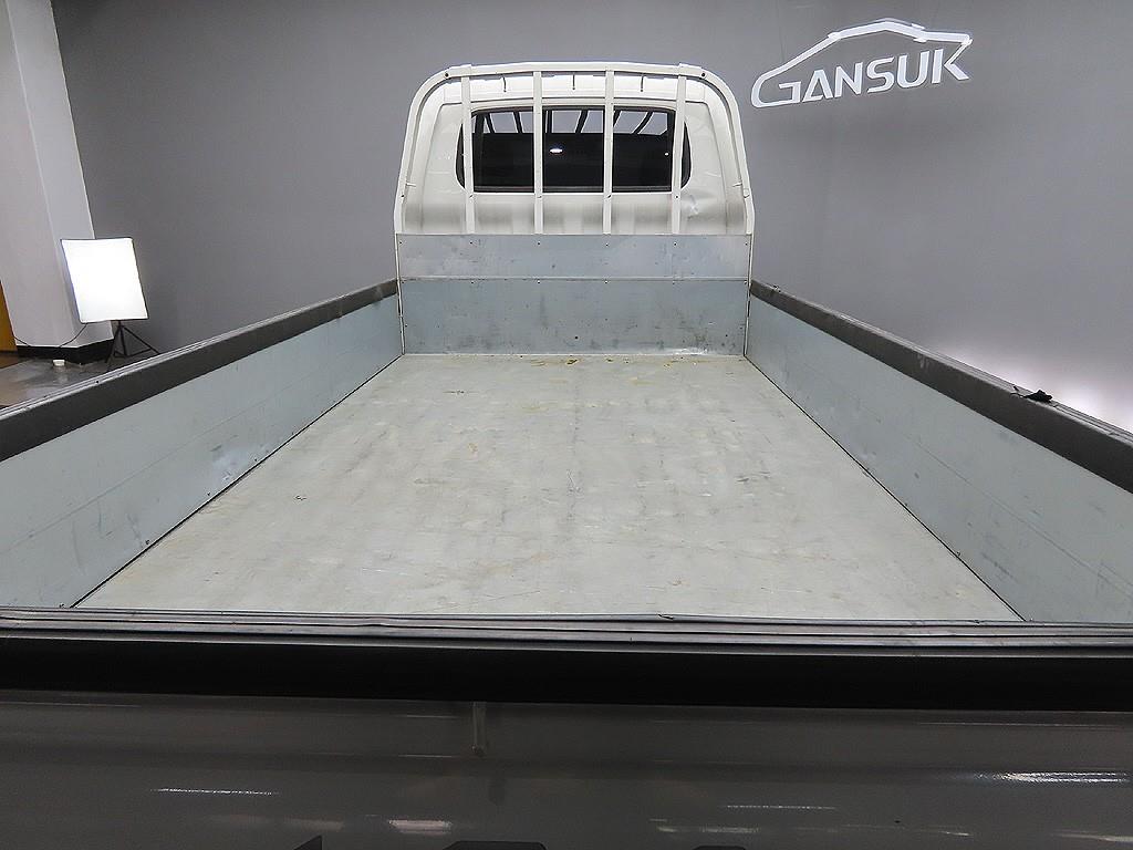 Small Truck Cargo (small) 2023 Blanco - Importación desde Corea - HF Imports Iquique - Foto 8