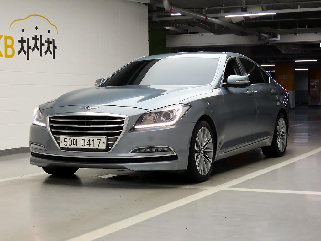HYUNDAI Genesis - Vista 2