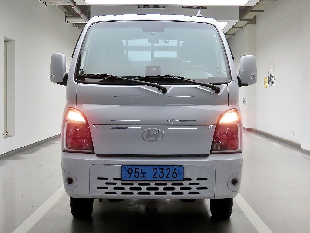Small Truck Cargo (small) 2025 Blanco - Importación desde Corea - HF Imports Iquique - Foto 1