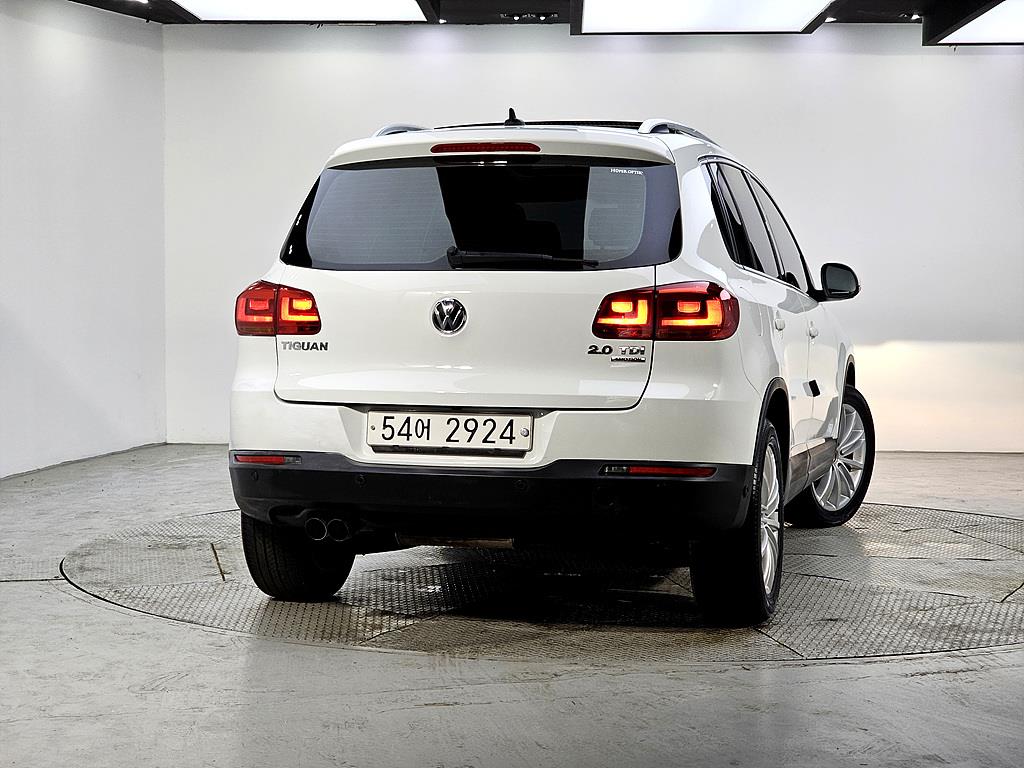 Volkswagen Tiguan - Vista 3
